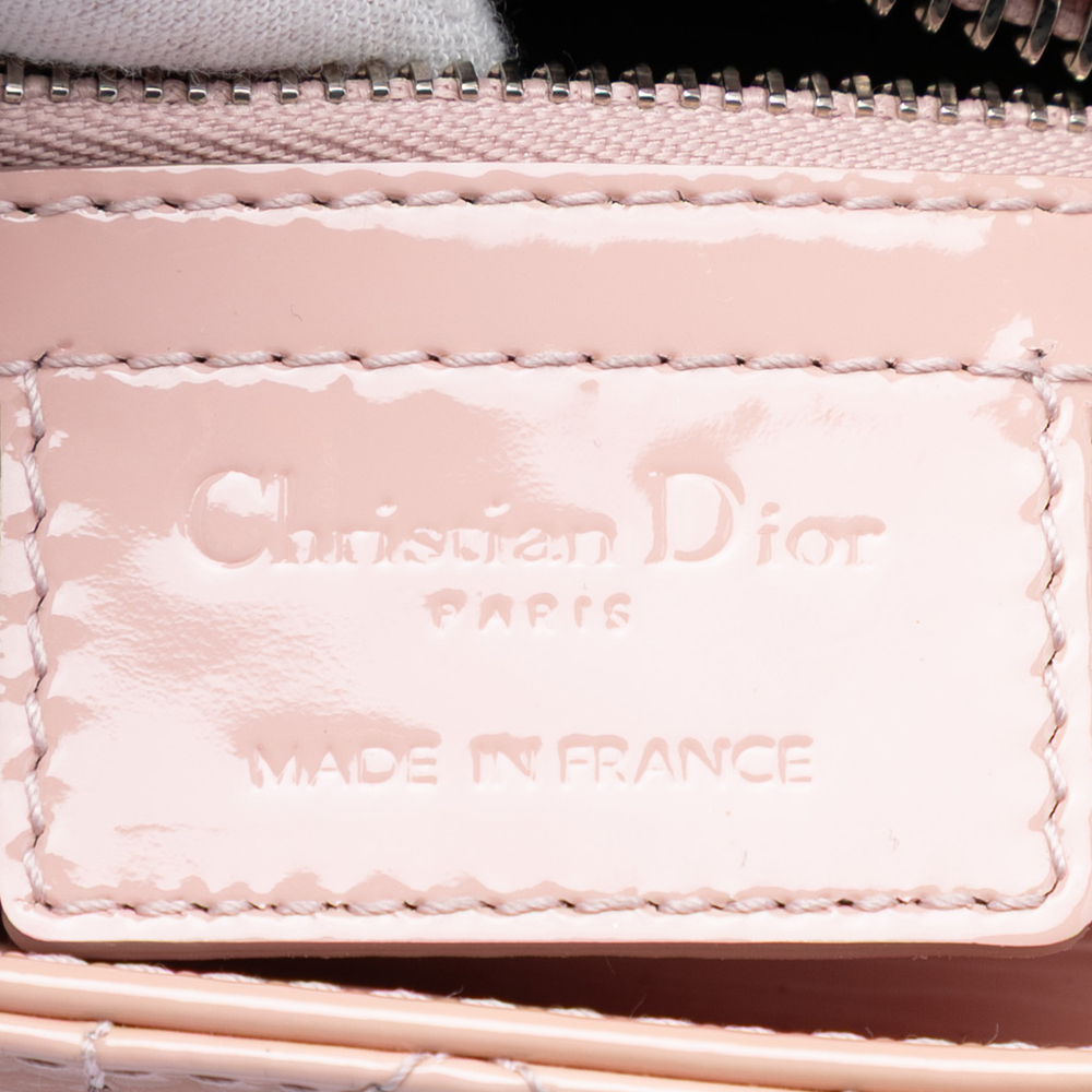 Pre-Loved Dior Medium Patent Cannage Lady Dior - Picture 5 of 7